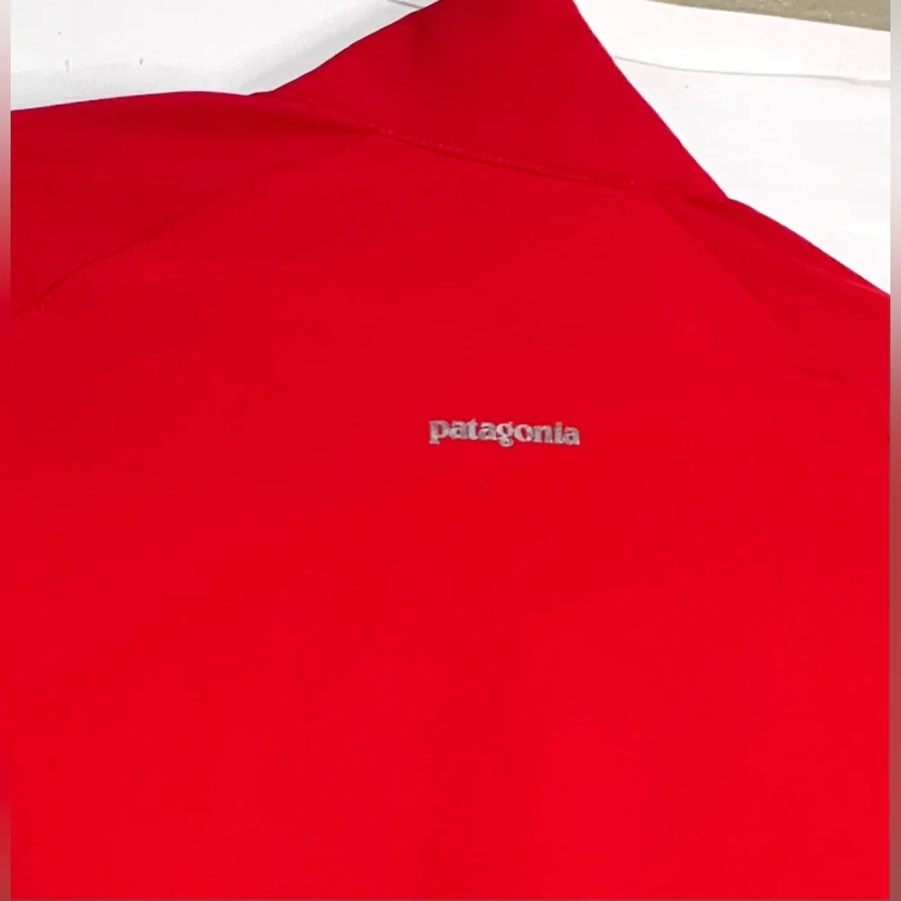 Patagonia Men's Wind Shield Jacket Performance Outdoor Hiking Activewear Coat